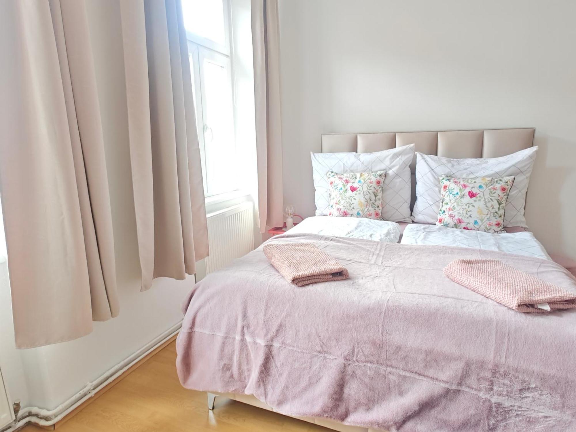 The Rose Apartment - Near Schoenbrunn Palace Βιέννη Εξωτερικό φωτογραφία